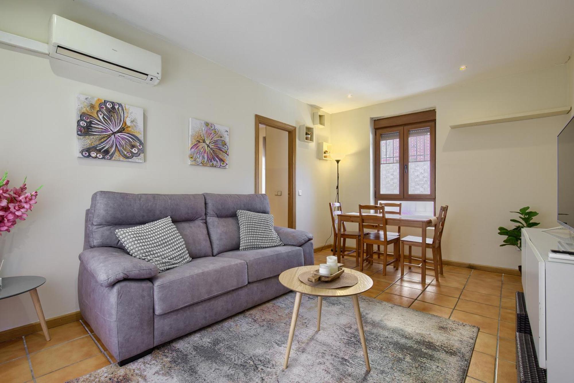 Casona 44 - Apartamento Para 2 Con Wifi, Ac Y Patio Exterior Alcalá de Henares Esterno foto